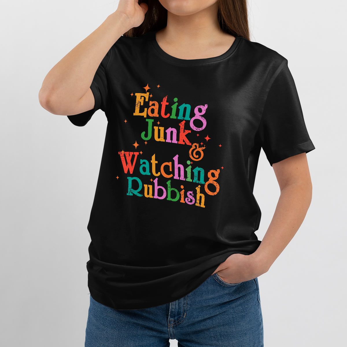 im-eating-junk-food-and-watching-rubbish-christmas-movie-funny-quote-christmas-t-shirt