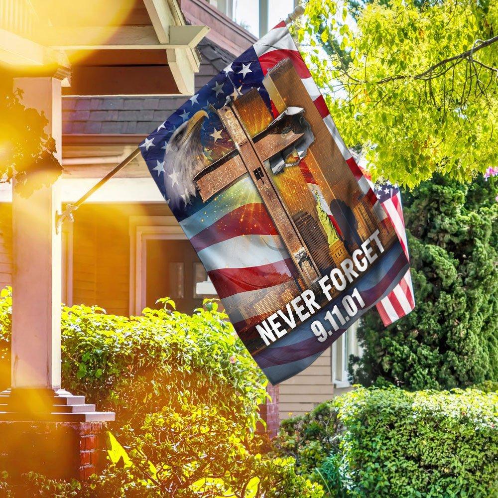911-never-forget-patriot-day-house-flag