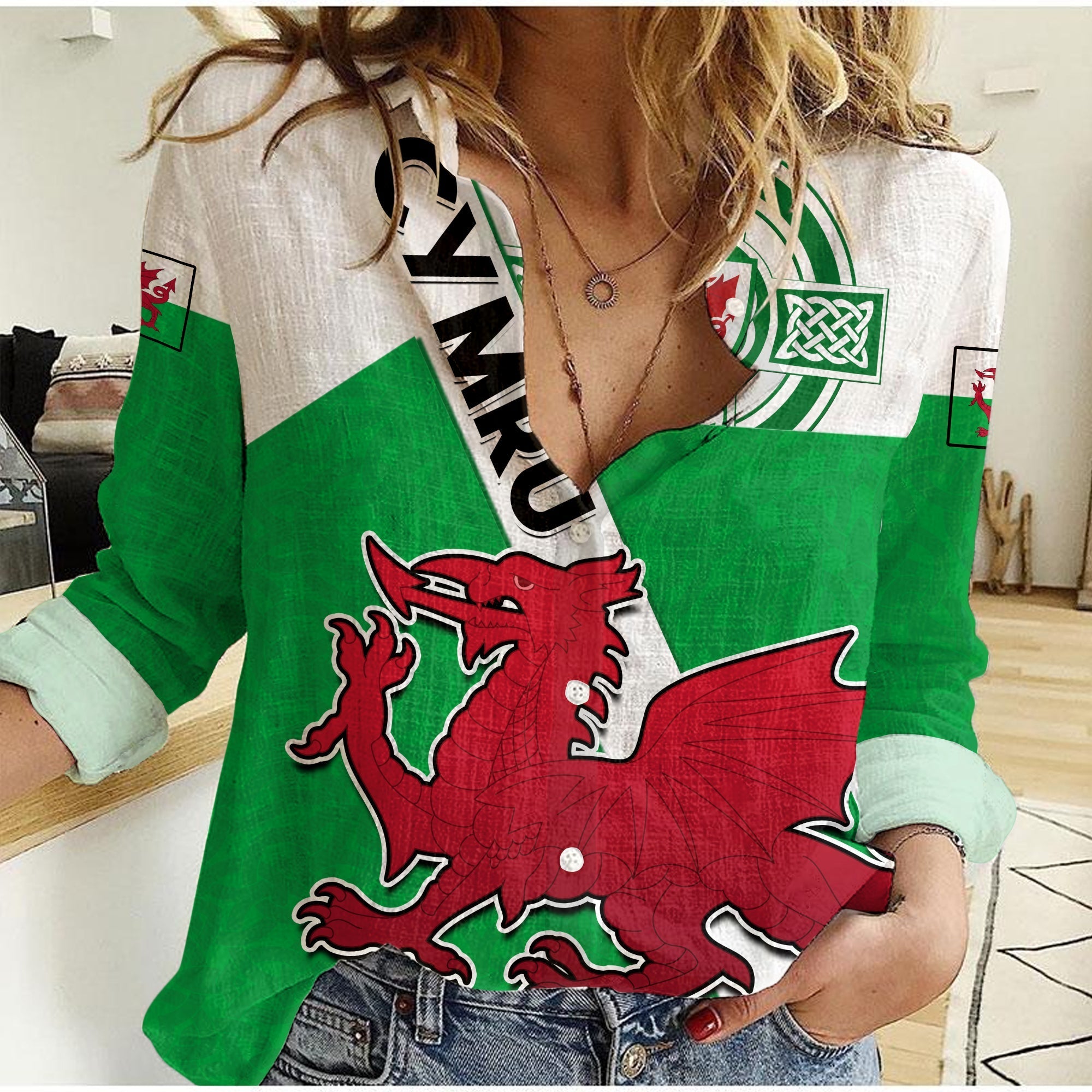 custom-text-and-number-wales-football-women-casual-shirt-come-on-welsh-dragon-with-celtic-knot-pattern